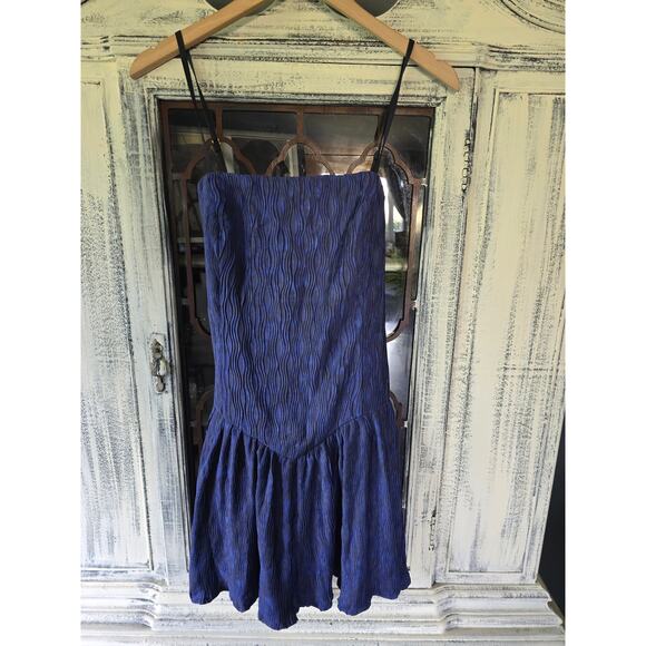 NWT Anthropologie Hutch Drop-Waist Navy Blue Romper - Large - Picture 3 of 3